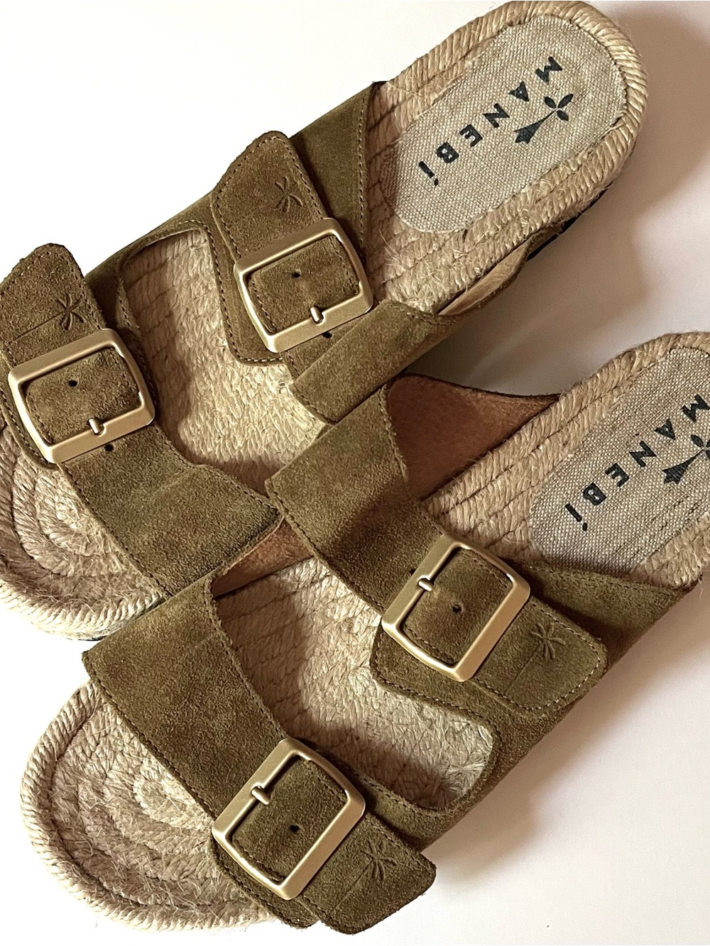 Manebi Hamptons Suede Sandals Like New Sz 10